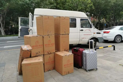 洛龙行李托运公司